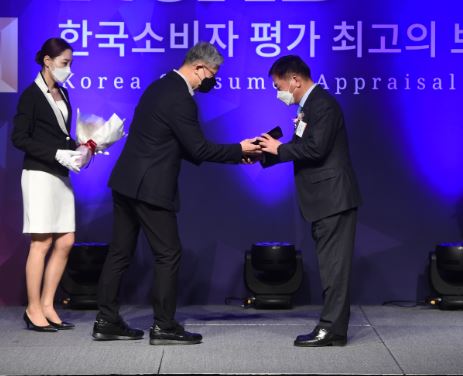 대전충남양돈농협이 브랜드 '포크빌 포도먹은돼지는'는 ‘2021 한국소비자평가 최고의 브랜드(KCAB)’로 4년 연속 선정됐다.